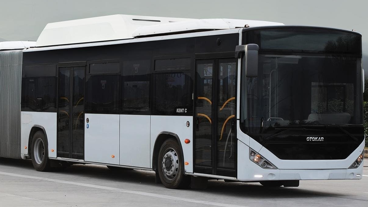 Otokar'�n do�al gazl� otob�sleri Azerbaycan'da hizmete ba�lad�