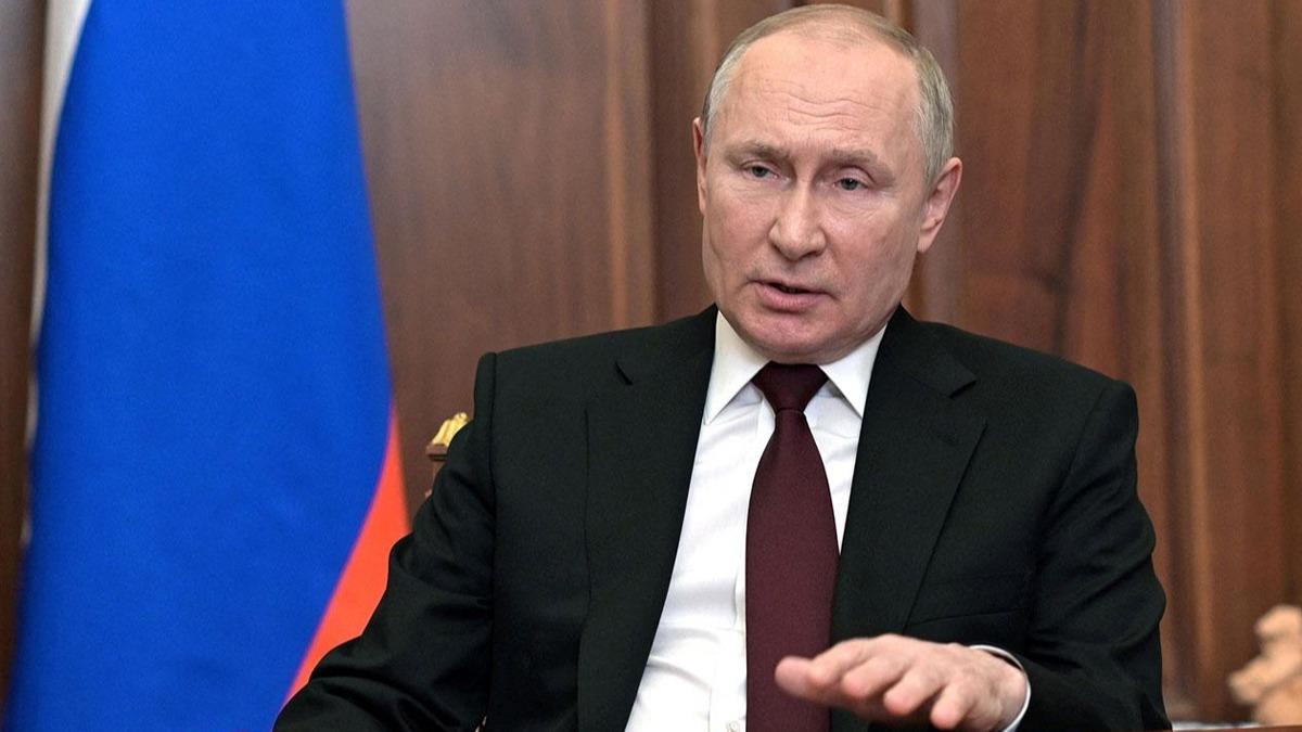 Operasyon emrini verdi! Putin, Luhansk ve Donetsk'i resmen tand