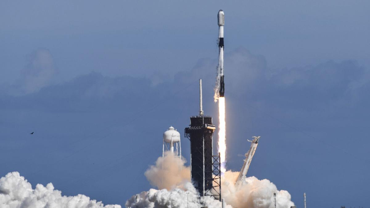 SpaceX 46 Starlink uydusunu daha uzaya frlatt