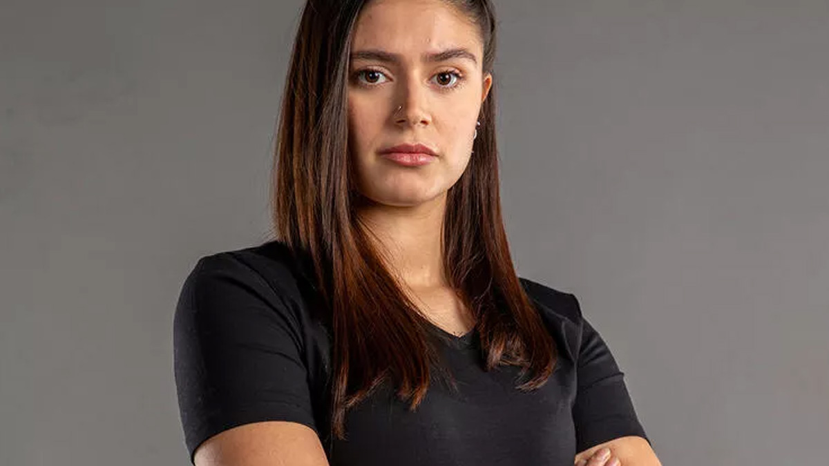 Survivor Ay�e Y�ksel kimdir, nereli?