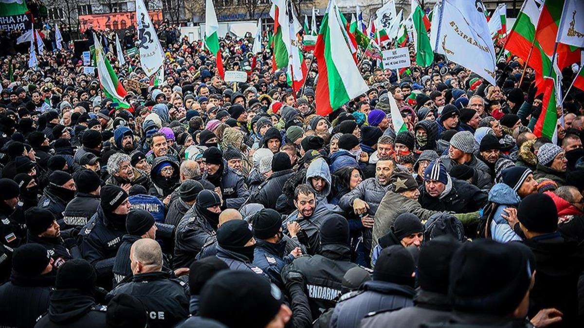 Bulgaristan'da Kovid-19 protestosu