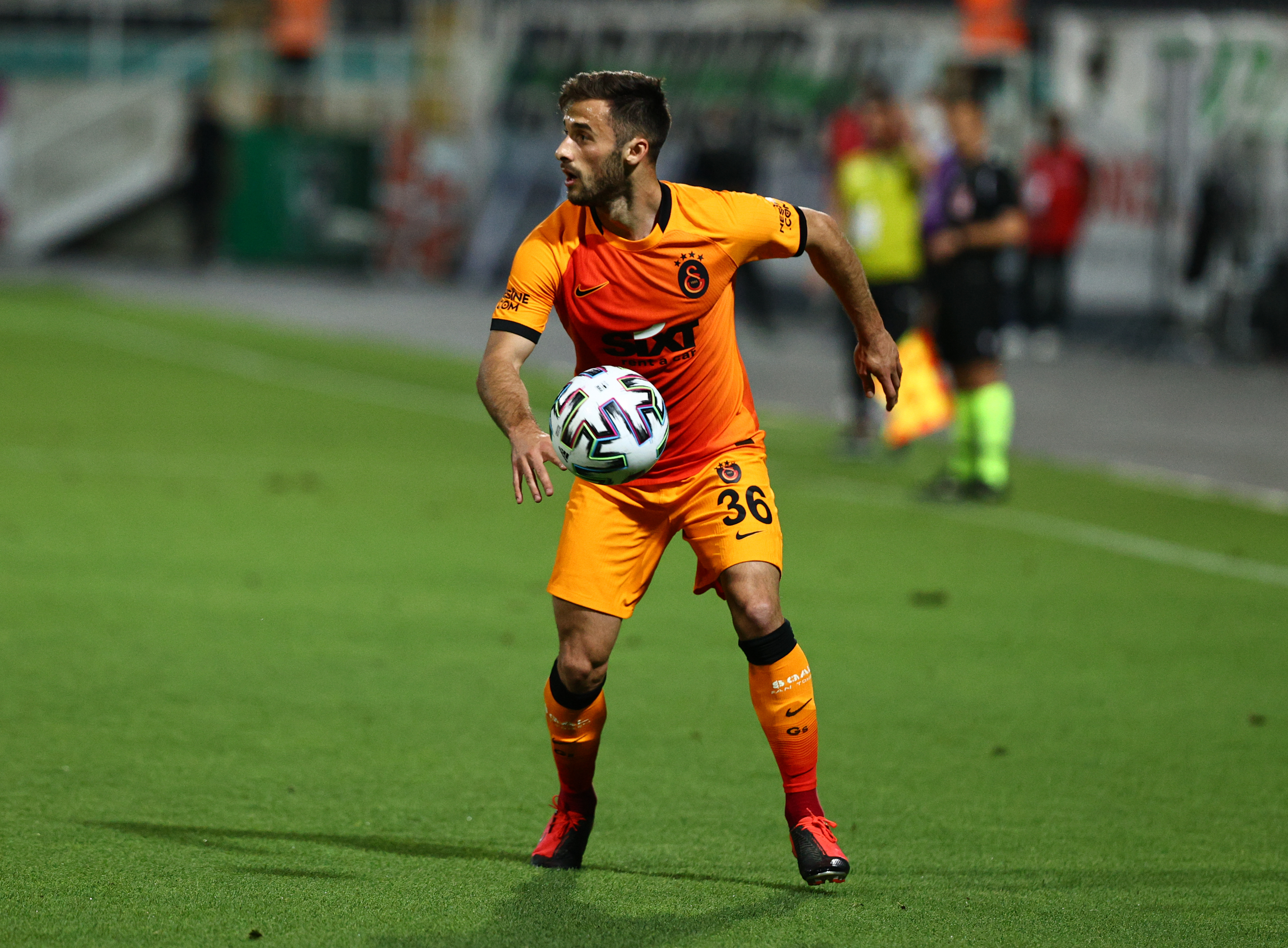 Levante, Marcelo Saracchi transferini resmen duyurdu