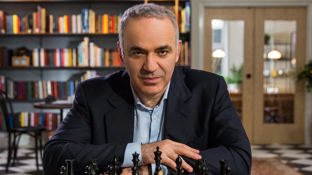 nl Rus satran oyuncusu Garry Kasparov, Rusya'y eletirdi