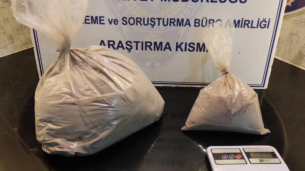 Ankara'da barsaklarnda uyuturucu tayan ranl 2 pheli yakaland