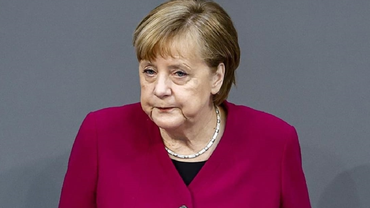 Angela Merkel'den Rusya aklamas! 'Avrupa tarihinde derin bir dnm noktas'