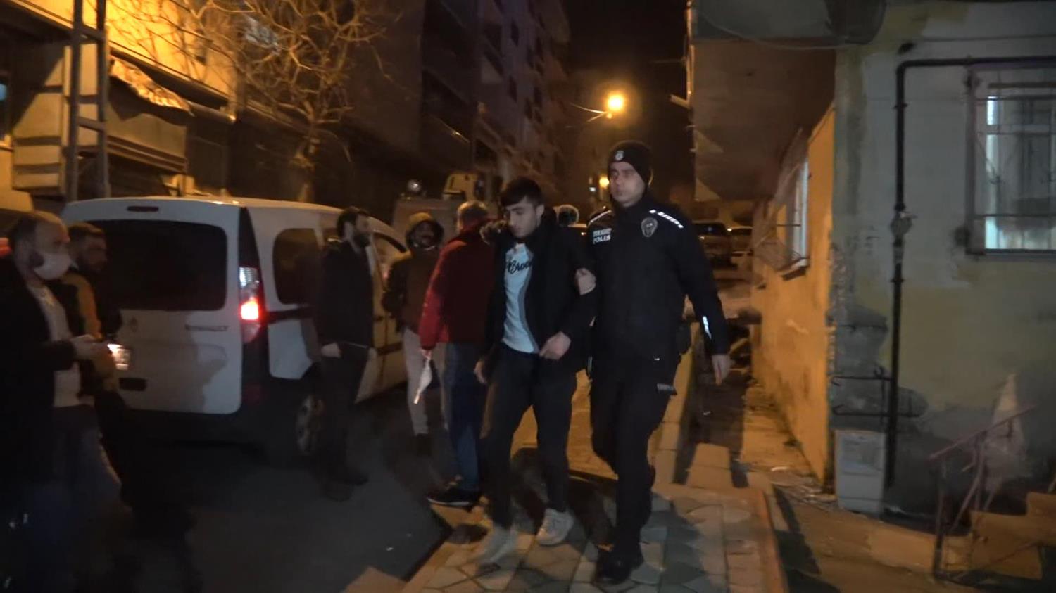 Arnavutk�y'de �zel harekatl� operasyon
