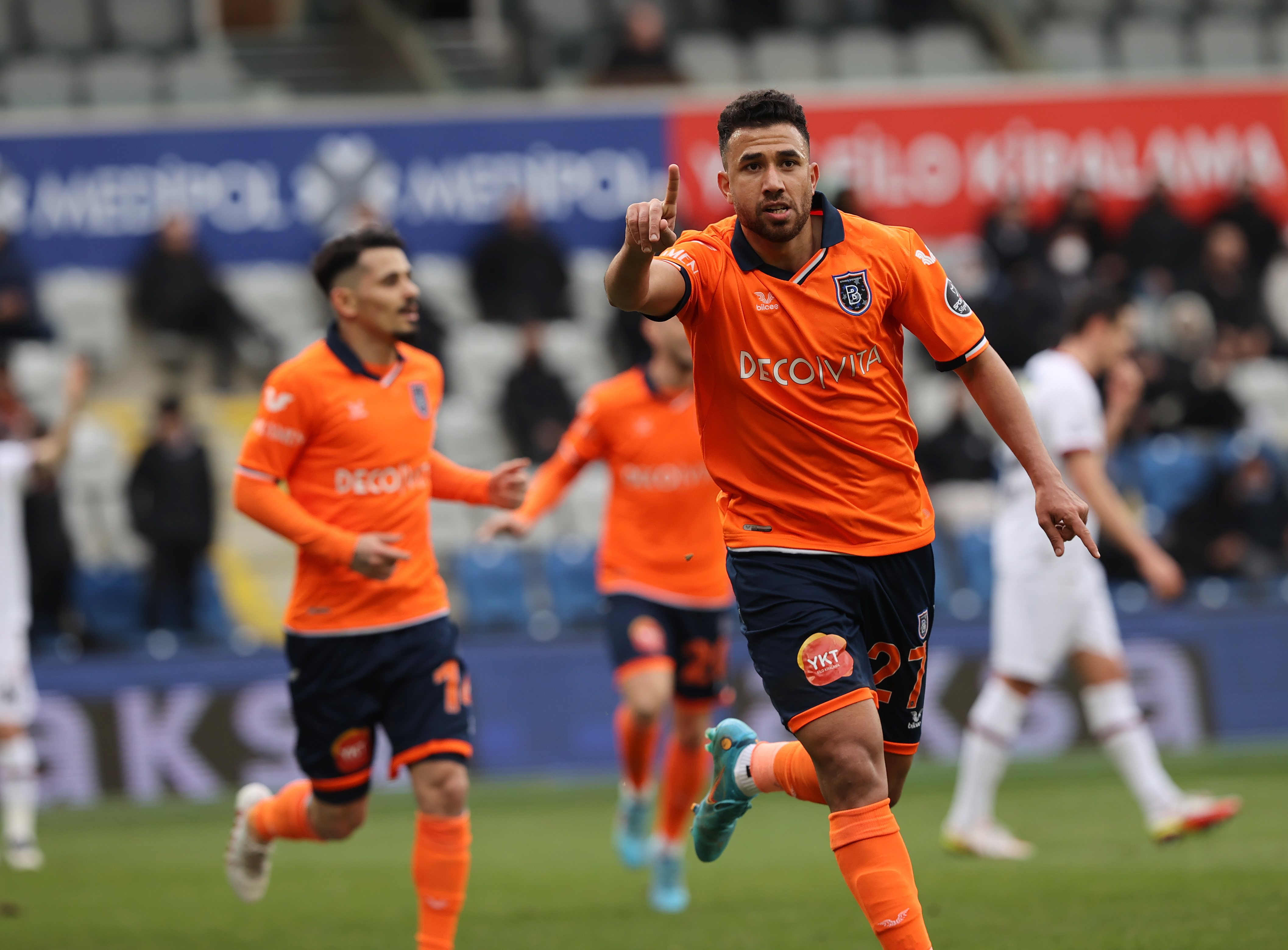 Ba�ak�ehir'de Trezeguet gollerine devam ediyor