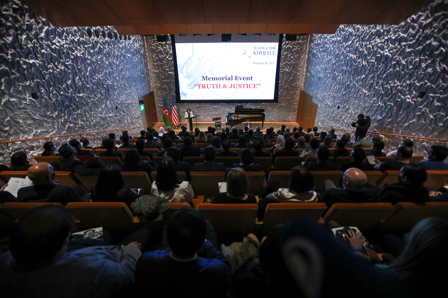 Hocal� Katliam�'nda hayat�n� kaybedenler i�in anma t�reni d�zenlendi