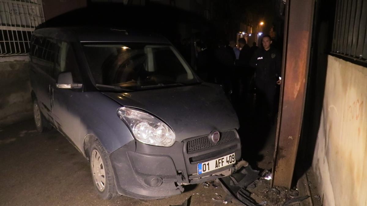 Polisin 'Dur' ihtarna uymayan pheliler kaza yapnca yakaland