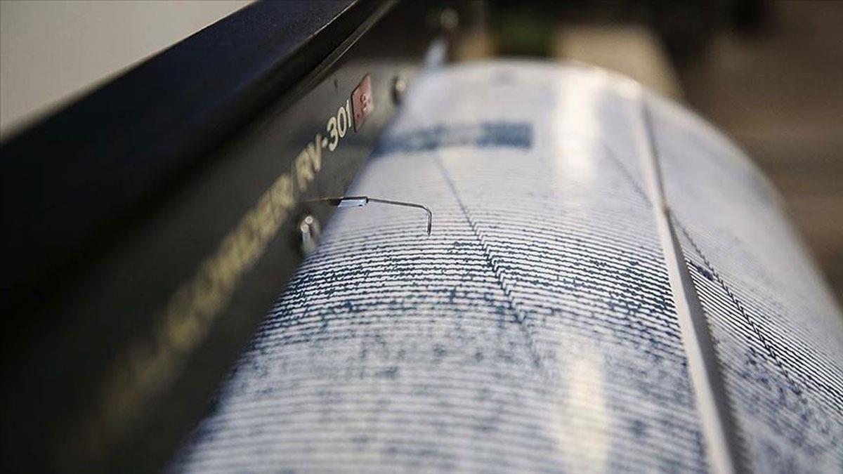 Data aklarnda 4.2 iddetinde deprem meydana geldi