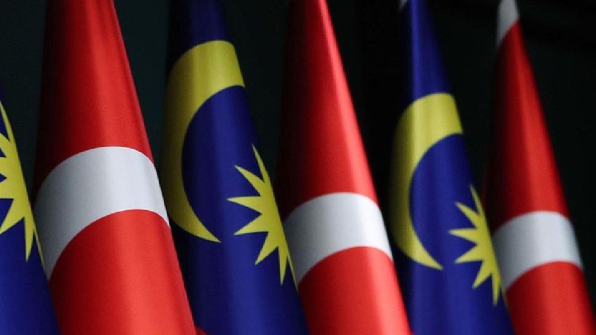 Trkiye ile Malezya kritik i birlii! mzalar atld