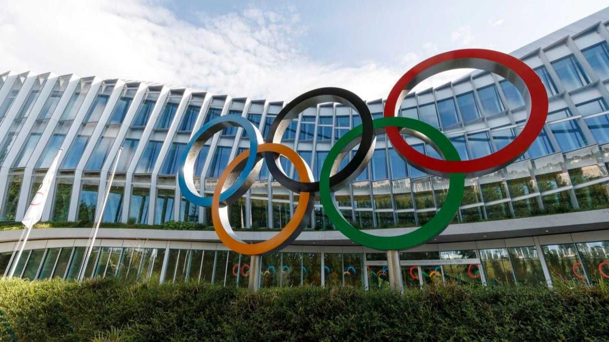 IOC'den Rusya ve Belarus ars: Organizasyonlardan men edin!