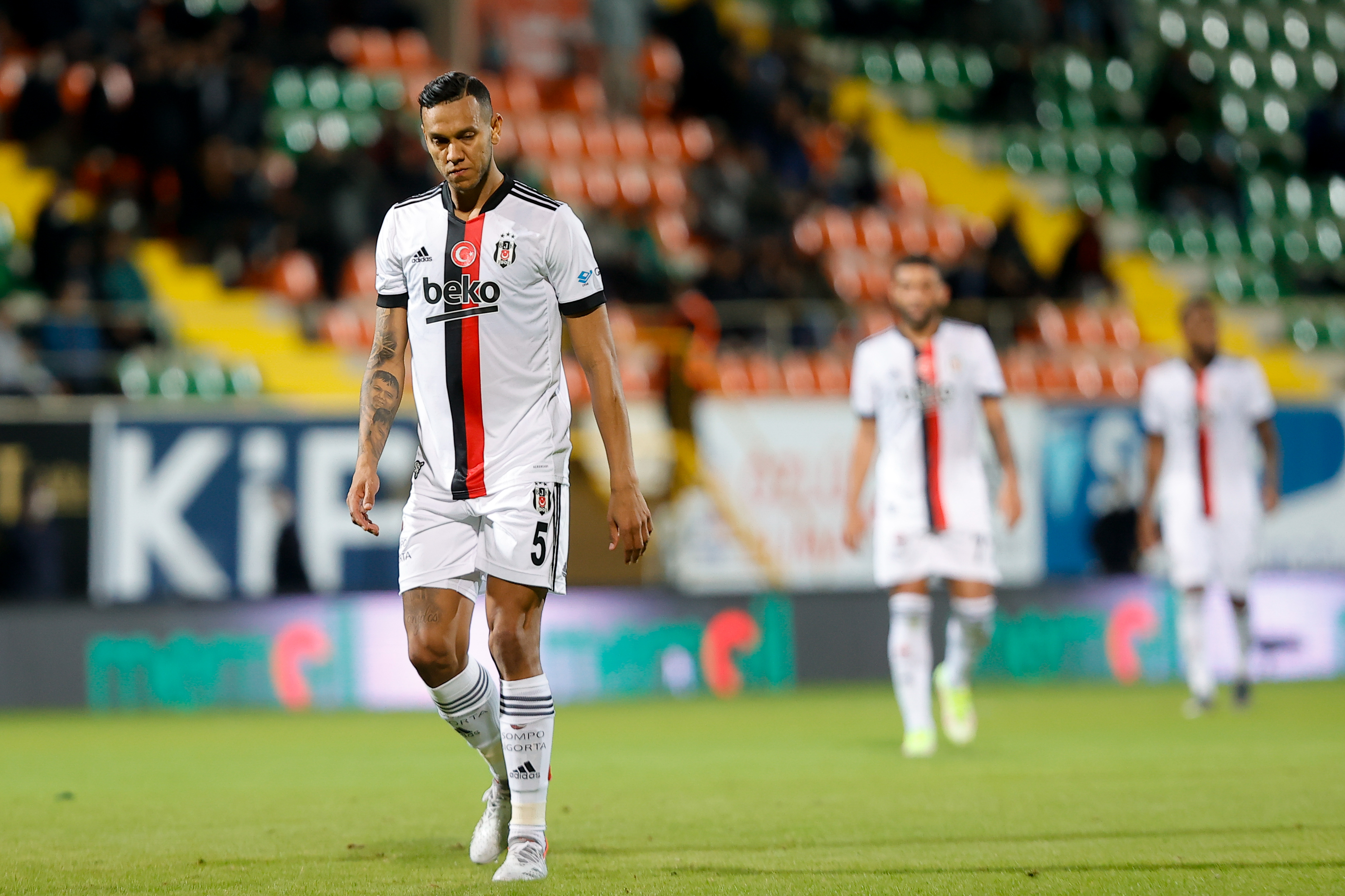 Josef de Souza'dan Be�ikta�'a k�t� haber