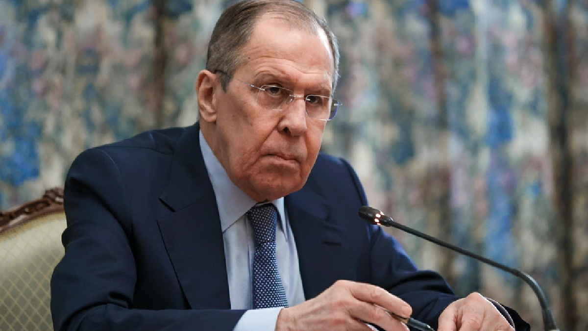 Lavrov: Bat, eski SSCB lkelerinde askeri altyaplar oluturmaktan vazgemeli