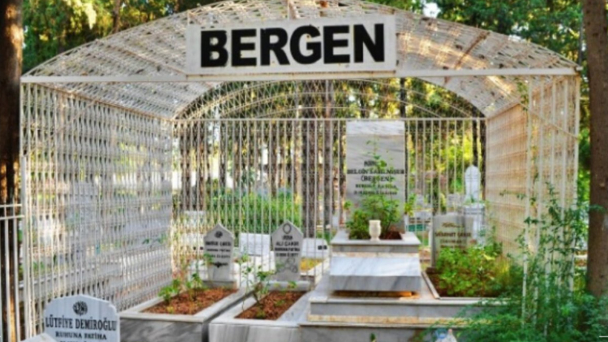 Bergen'in mezar neden kafeste?