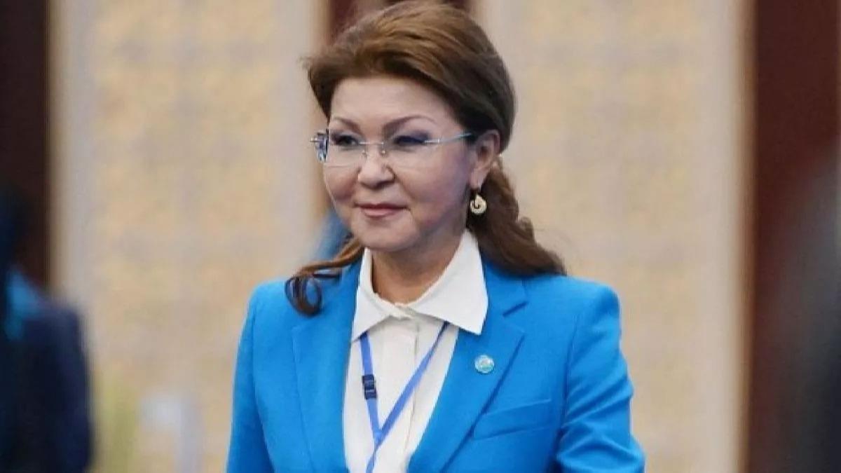 Eski Cumhurbakan Nursultan'n kz Nazarbayeva'nn vekillikten istifas kabul edildi