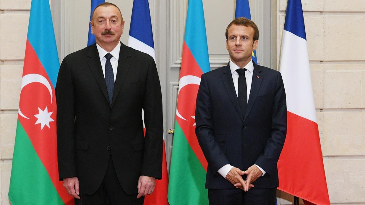 Macron ve Aliyev'den Ukrayna grmesi