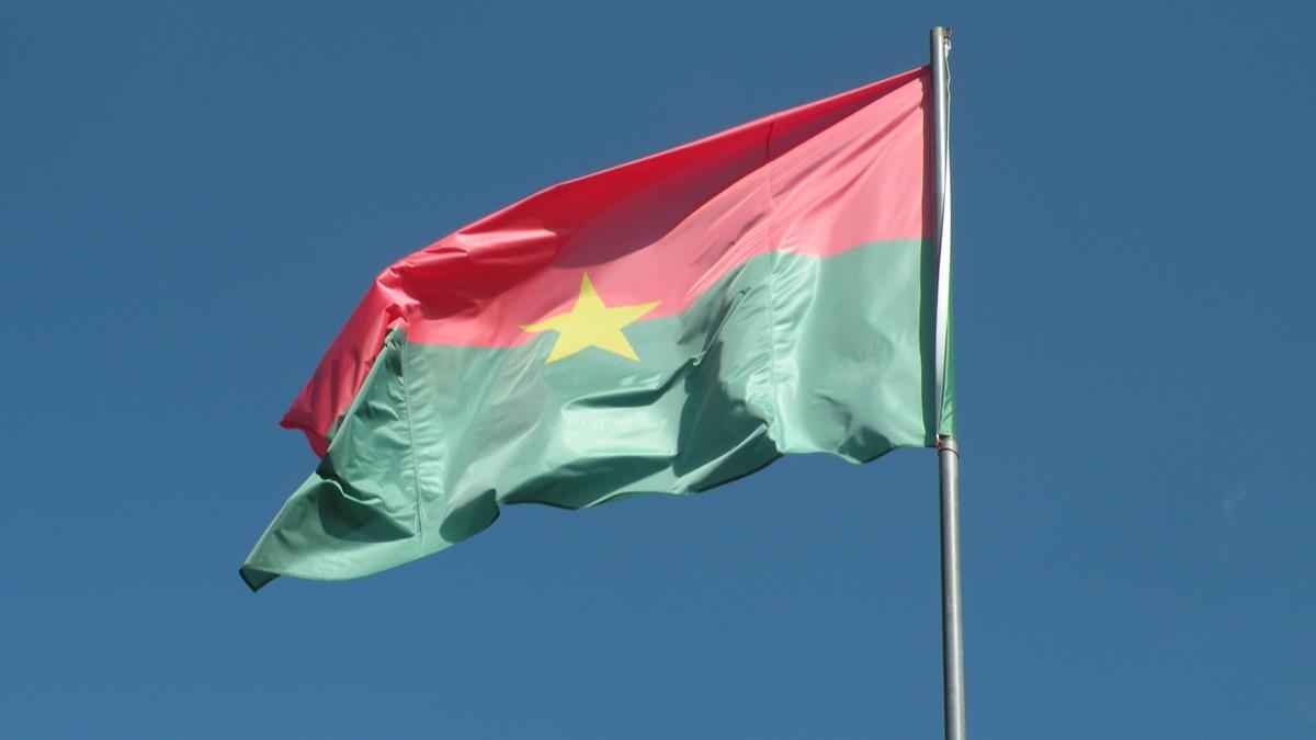 Burkina Faso'da resmen balad! 36 ay boyunca srecek