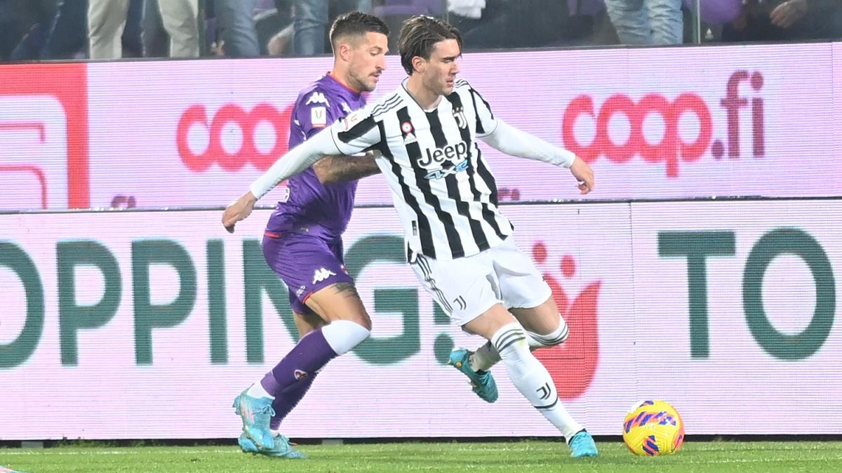 Fiorentina 90+1'de kendini vurdu