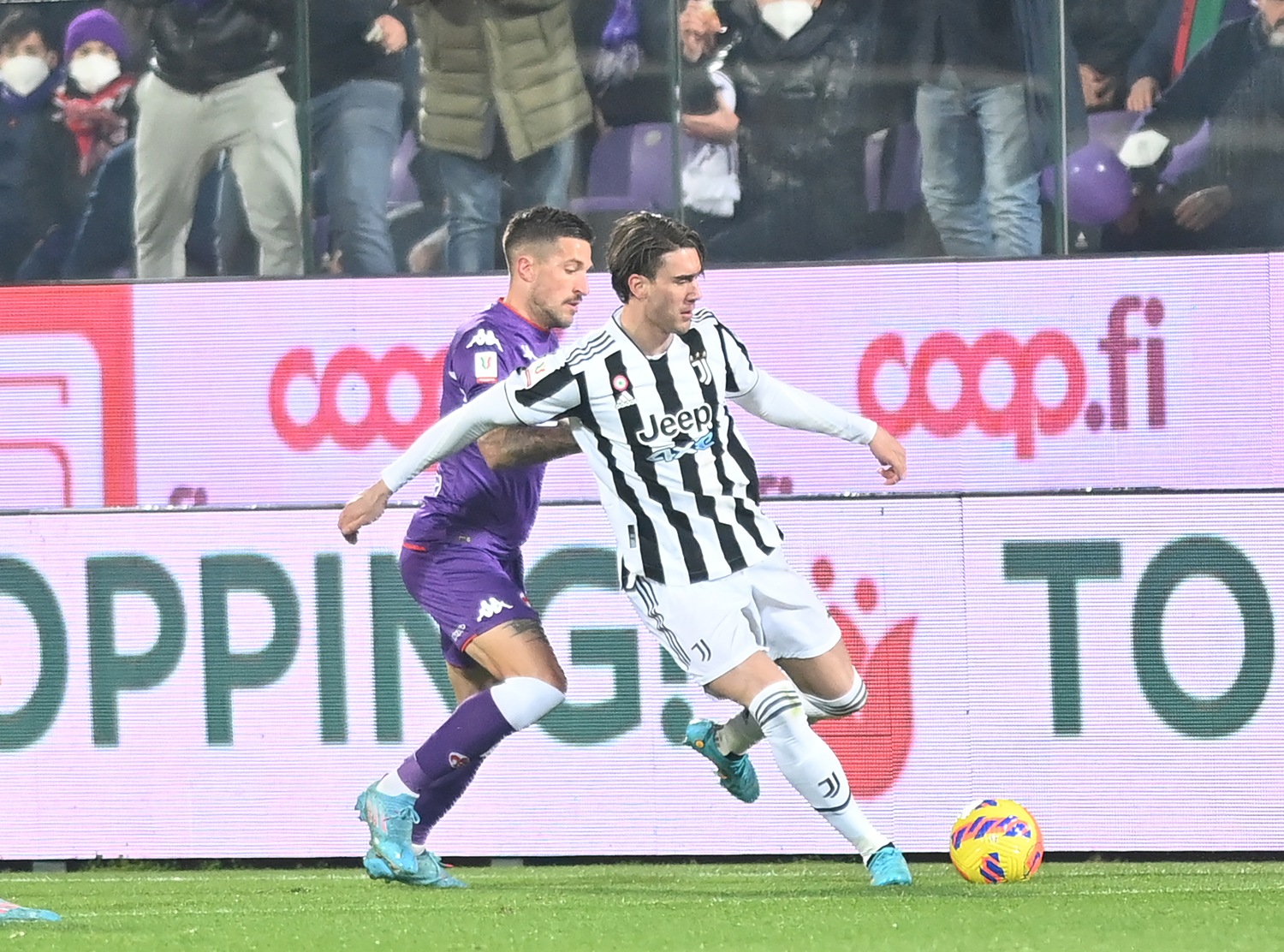 Fiorentina 90+1'de kendini vurdu