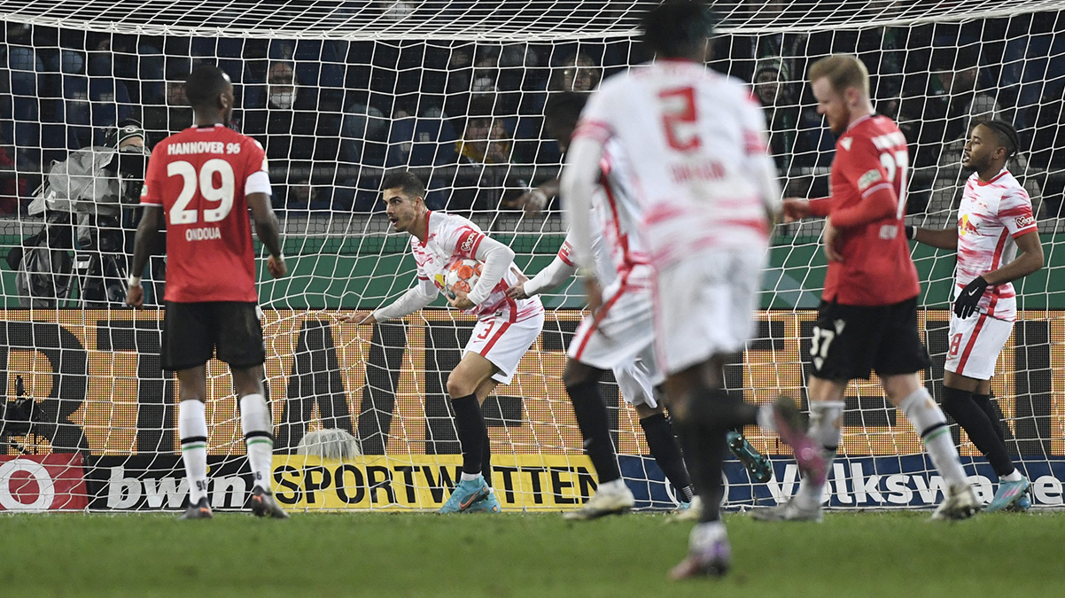 ��te Almanya Kupas�'n�n yar� finalistleri