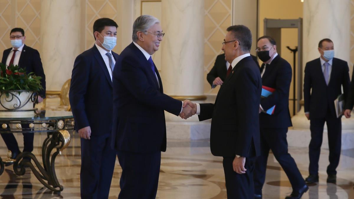 Cumhurbakan Yardmcs Oktay, Kazakistan Cumhurbakan Tokayev ile bir araya geldi