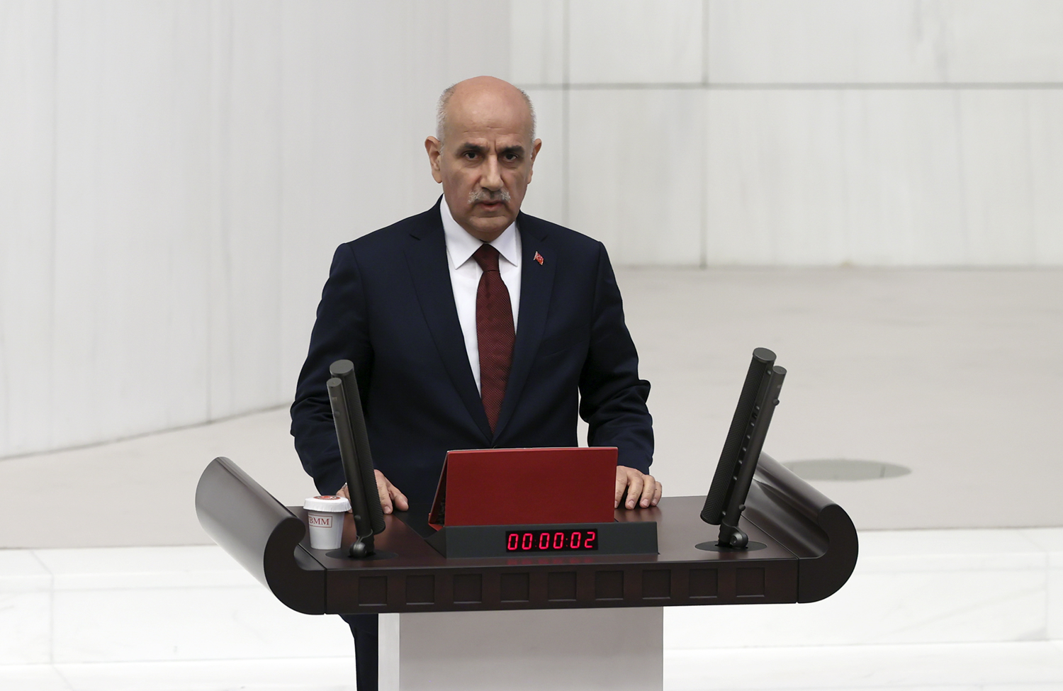 Tar�m ve Orman Bakan� Vahit Kiri�ci, TBMM'de yemin etti