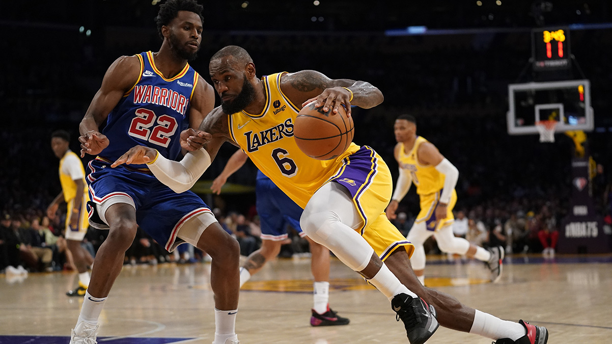 56 say� atan LeBron James, Golden State Warriors'� ezdi ge�ti