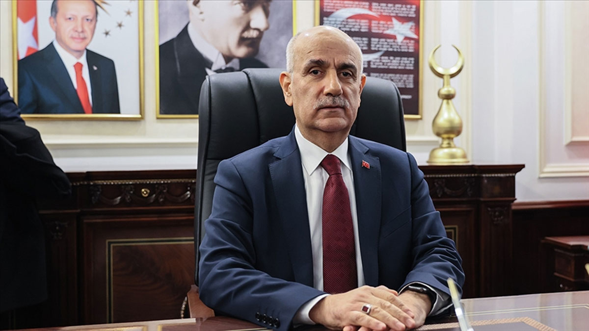 Bakan Kiri�ci'den 'ay�i�ek ya�� stoku' a��klamas�
