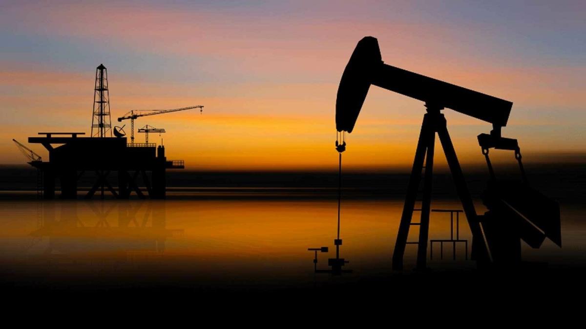 Rus petrolne ambargo ihtimali... ABD'den ''hasmlaryla'' zm aray