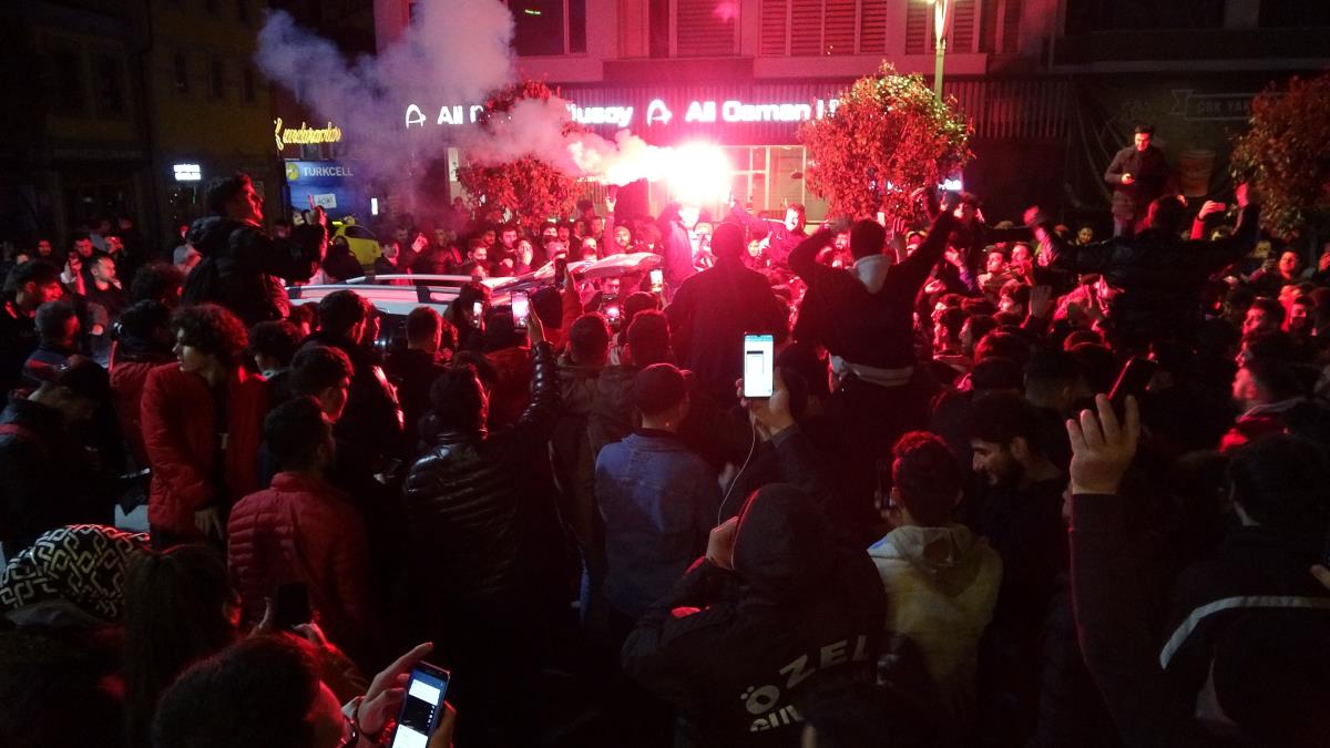 Trabzon'da Fenerbahe ma beraberlii cokuyla kutland