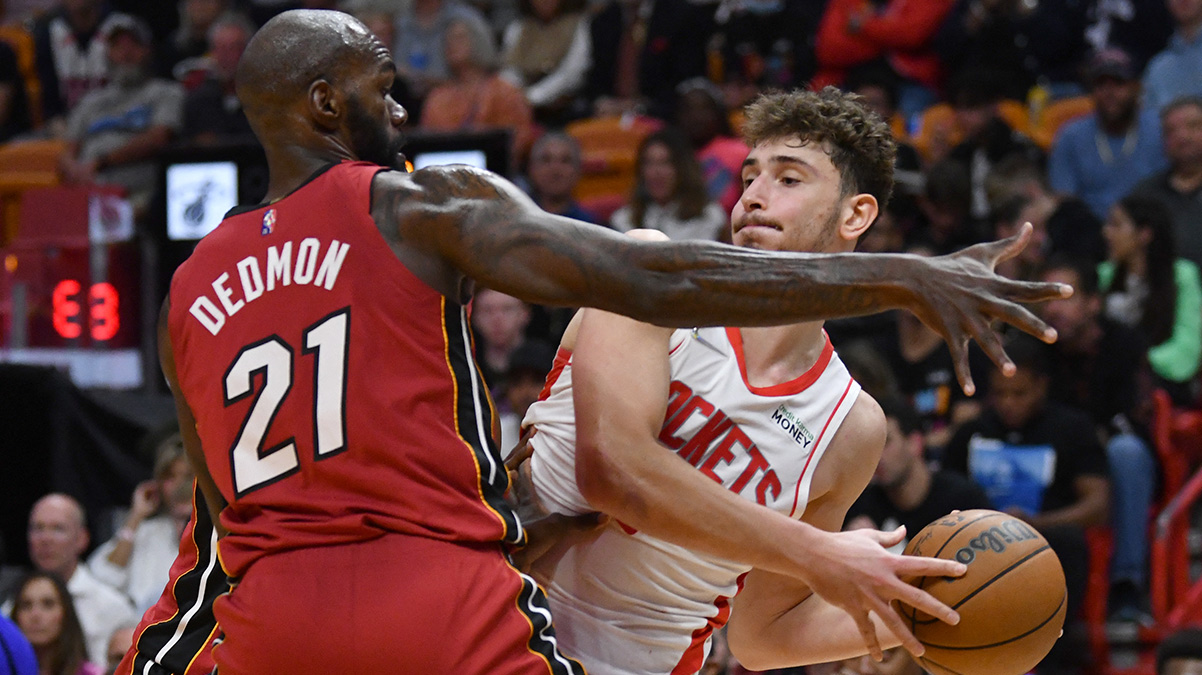 Alperen �eng�n'den, Do�u Konferans� lideri Miami Heat'e kar�� 13 say�
