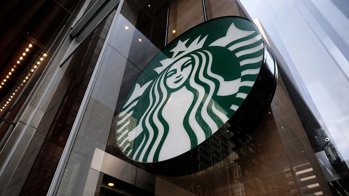 Starbucks, Rusya'daki tm ticari faaliyetlerini askya ald