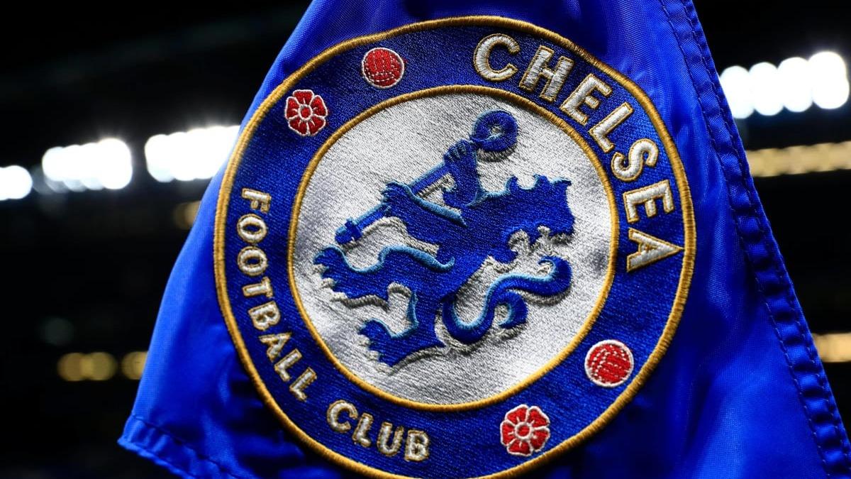 Chelsea'ye forma sponsorundan kt haber