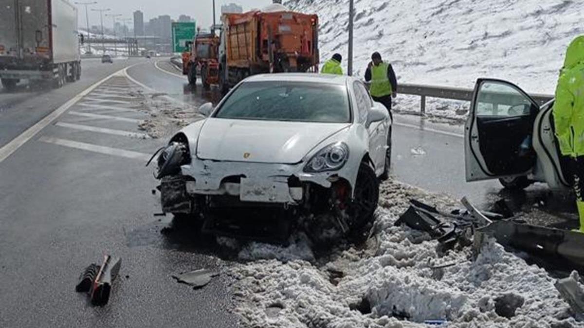 Yeni Malatyaspor Bakan Adil Gevrek trafik kazas geirdi