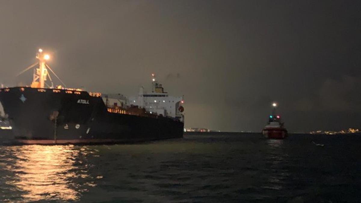 Makine arzas yapan tanker gemisi srklendi