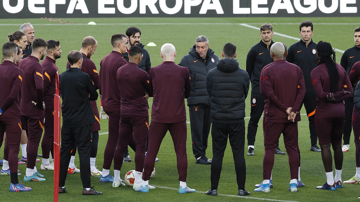 ��te Domenec Torrent'in Be�ikta� plan�! Bamba�ka 11...