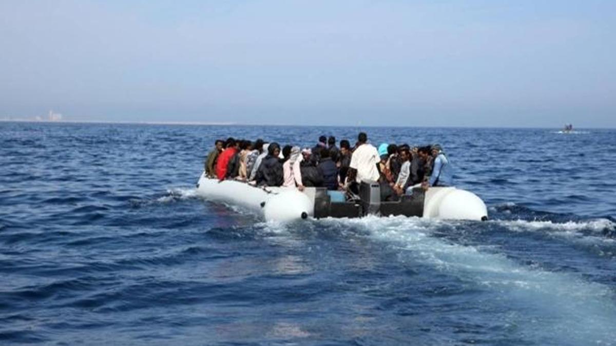 Libya aklarnda gmenleri tayan tekne batt: 19 l