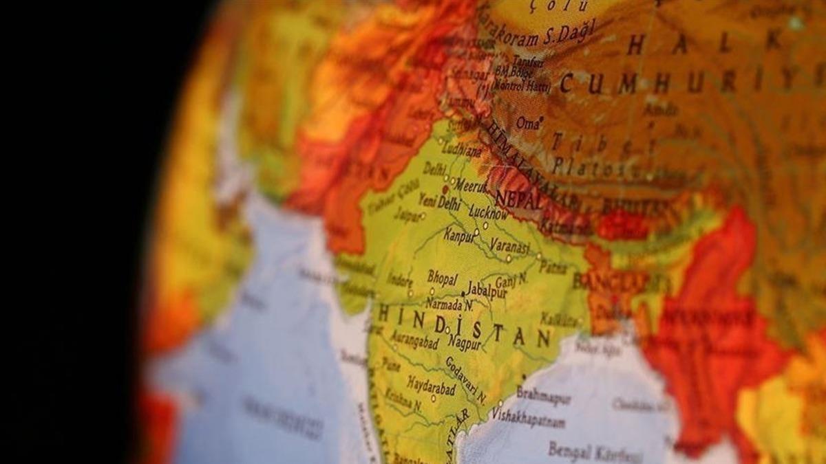 Hindistan, Rusya ile ticaretinin bozulmamas iin alternatif yol araynda