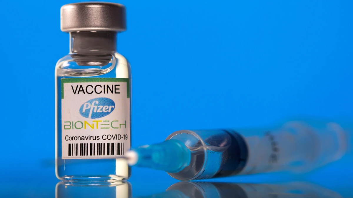 Pfizer'dan dördüncü doz aşı açıklaması