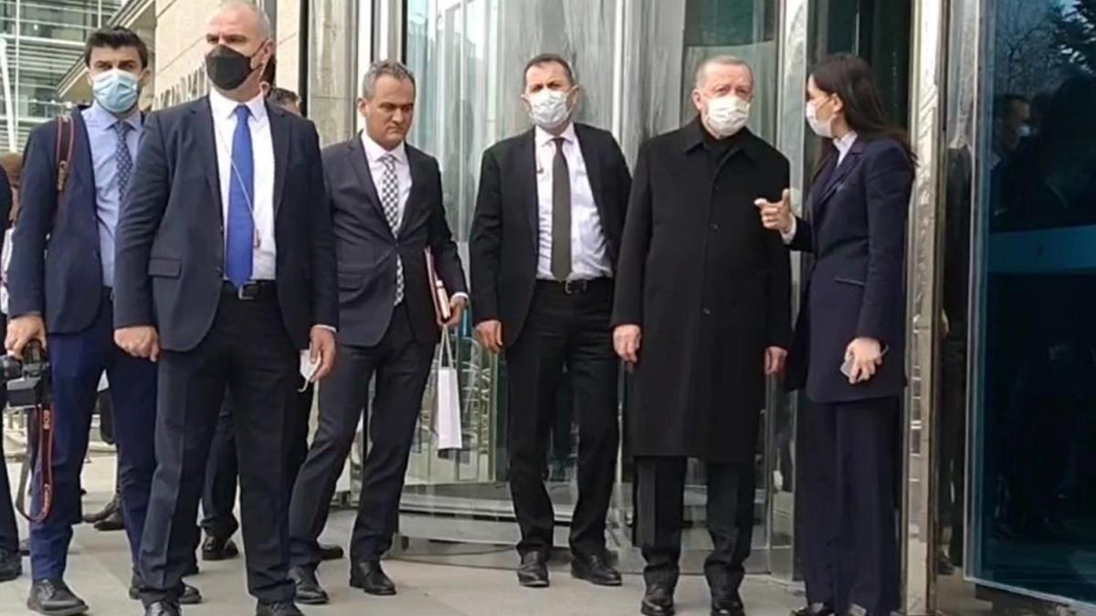 Cumhurbakan Erdoan, AK Parti Genel Merkezi ek binas inaat ile ilgili bilgi ald
