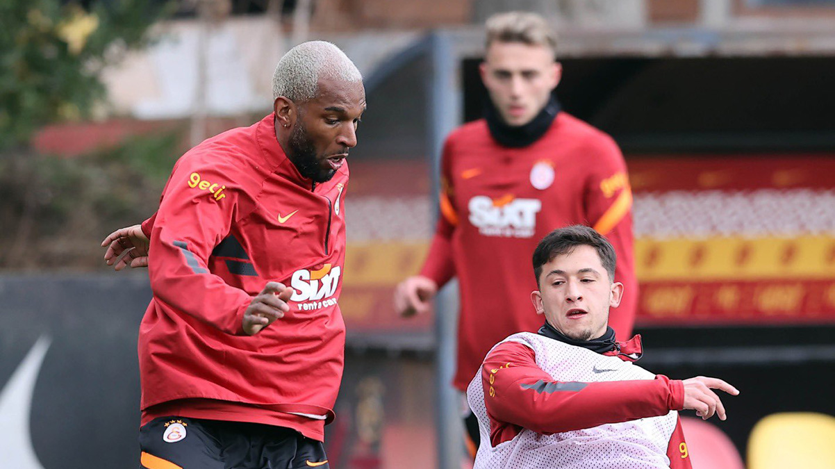 Galatasaray, Barcelona ma��n�n takti�ini �al��t�