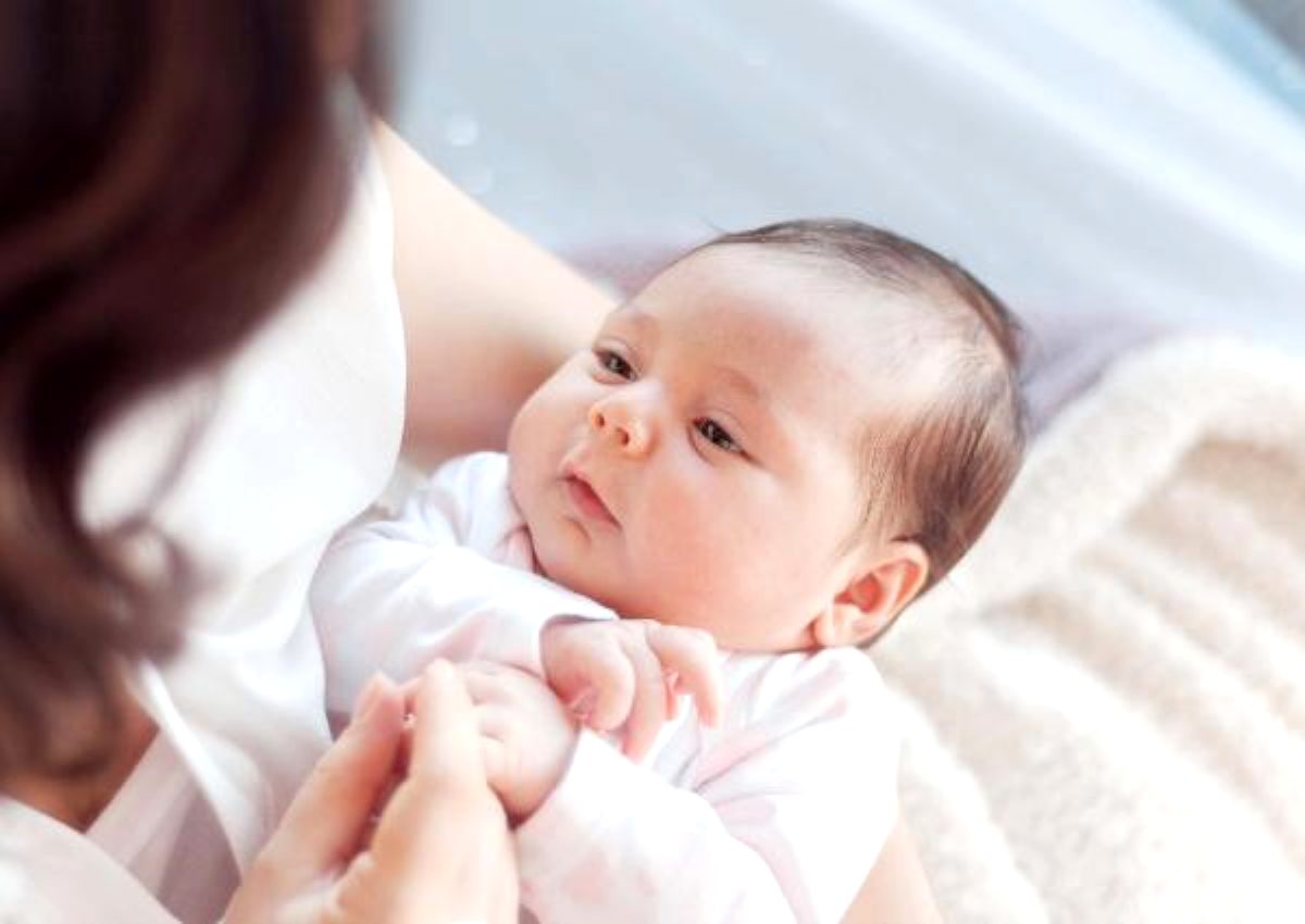 Uzmanlar uyard�! Bu semptomlar infantil kolik habercisi olabilir