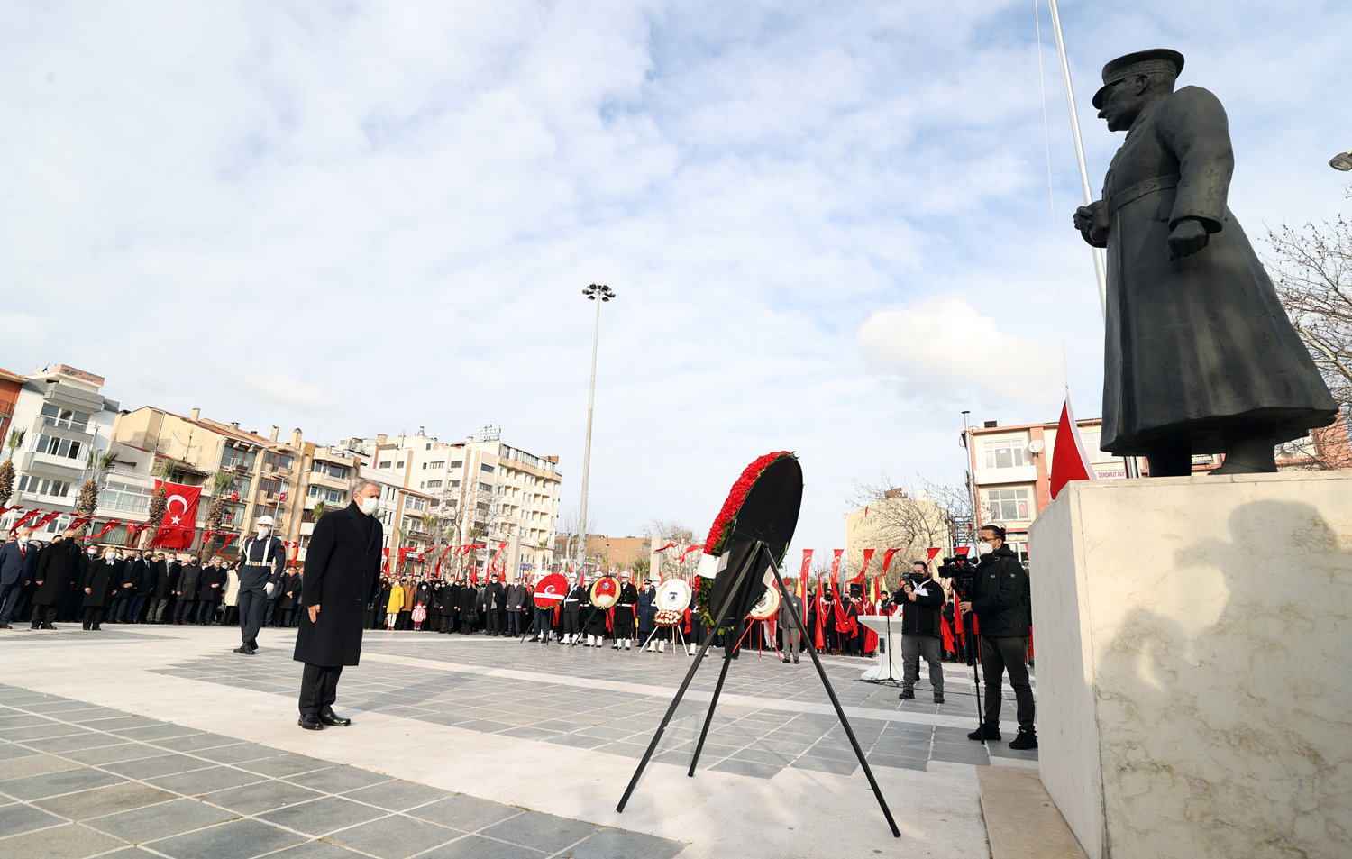 �anakkale Deniz Zaferi'nin 107'nci y�l d�n�m� i�in ilk t�ren