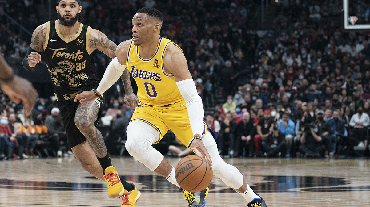 Los Angeles Lakers uzatmada kazand�