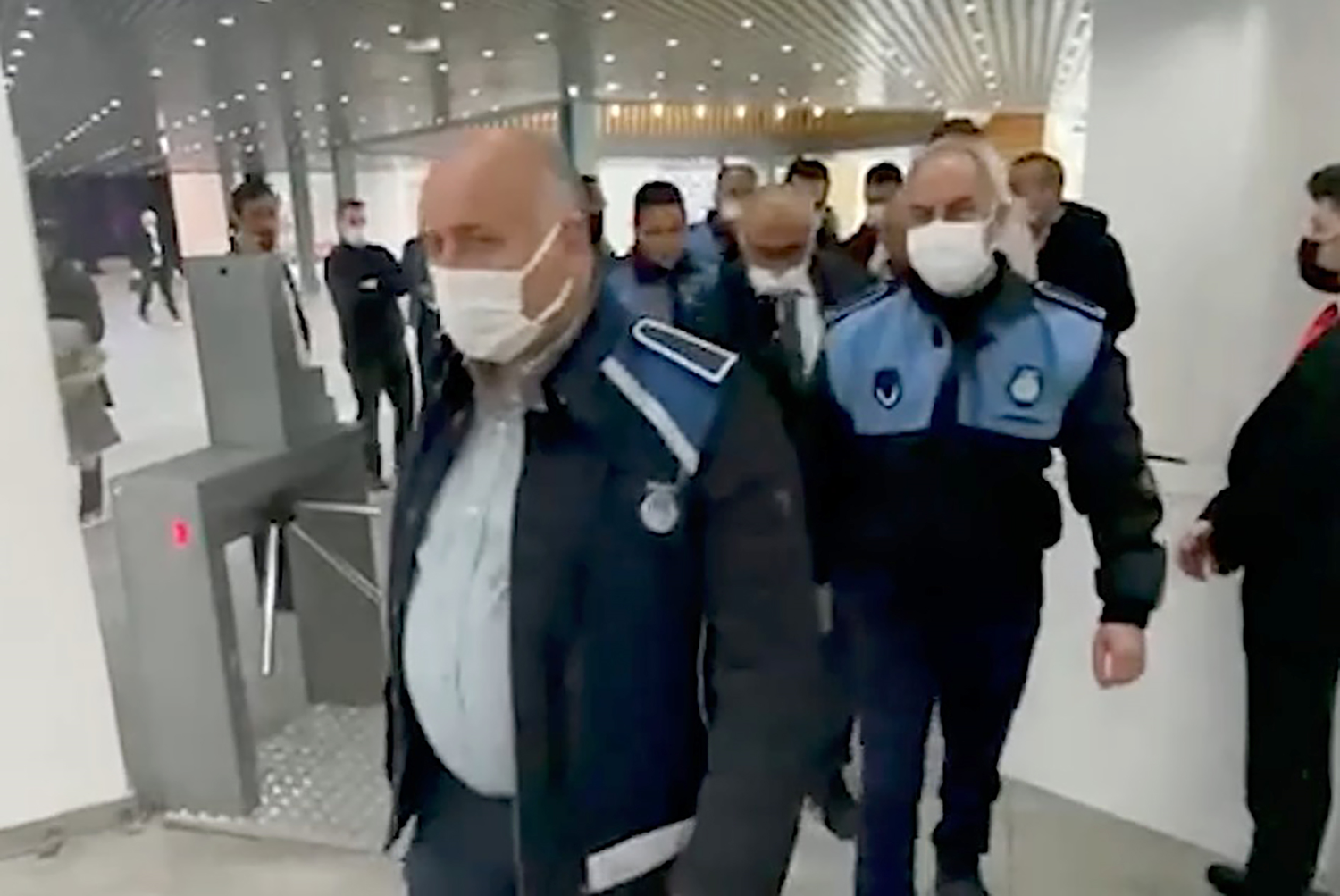 Zab�ta ekipleri uluslararas� fuar alan�n� bast�