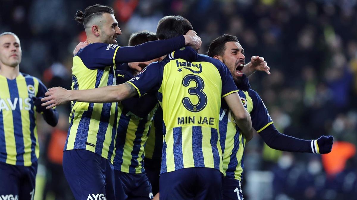 Ma sonucu: Fenerbahe 2-1 Konyaspor 