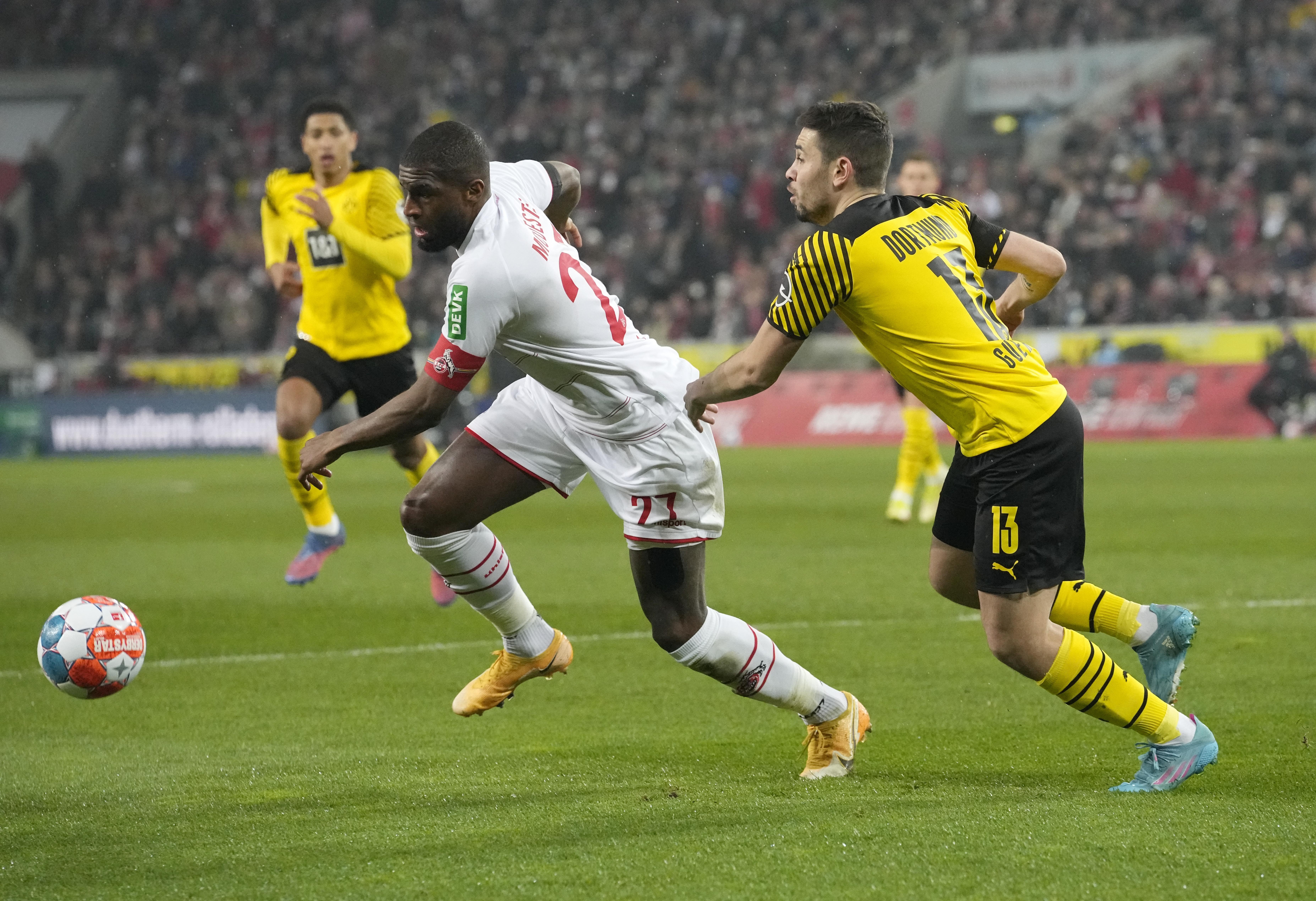 Borussia Dortmund, K�ln deplasman�nda 1 puana raz� oldu