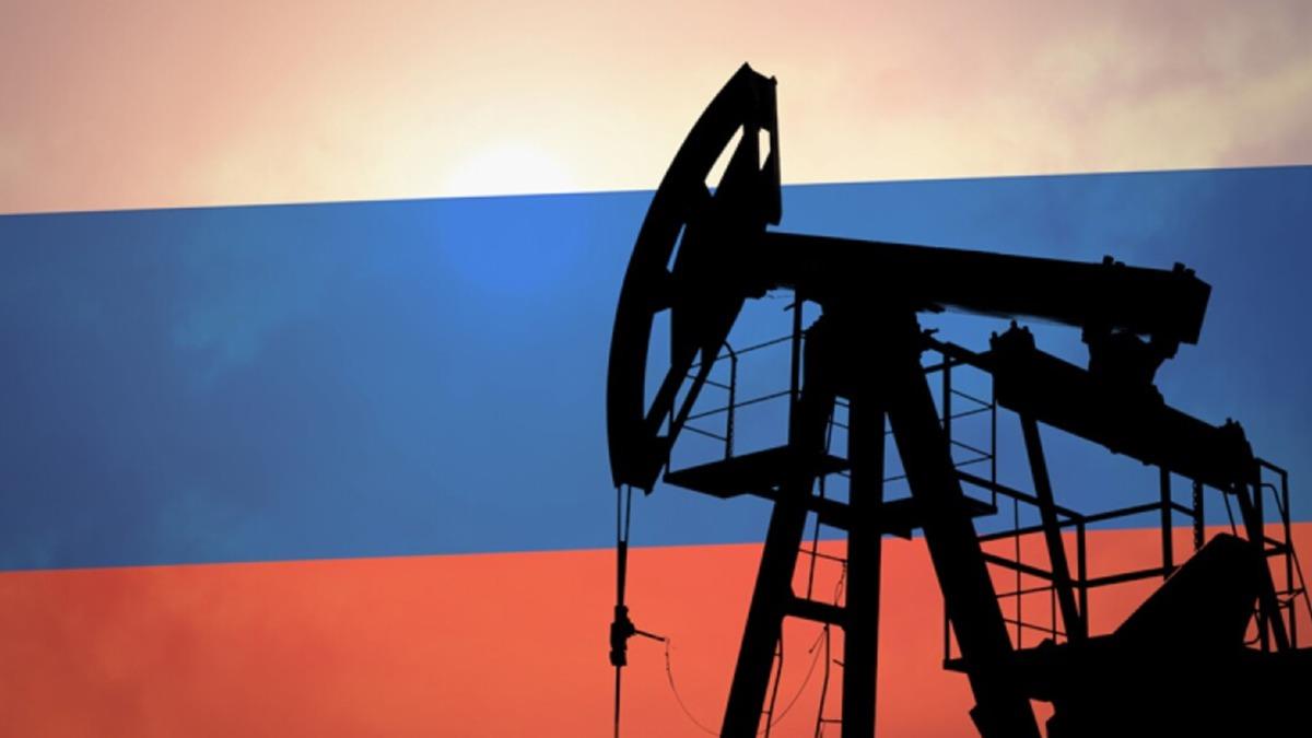 Rusya'dan petrol resti: 500 dolara kadar kar