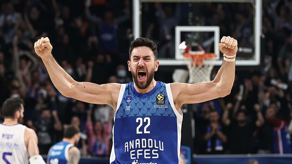 THY Avrupa Ligi'nde haftann en deerlileri Vasilije Micic ve Howard Sant-Roos